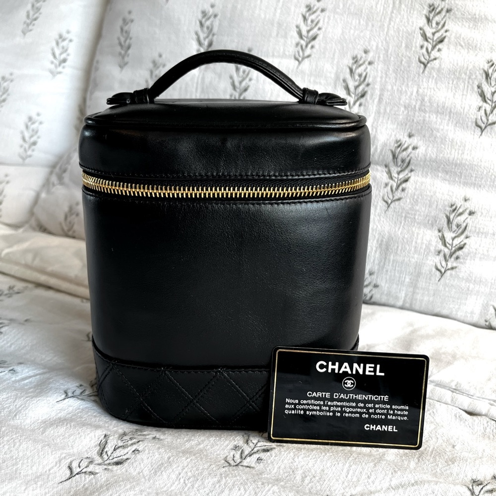 Chanel Vintage Lambskin Vanity Case